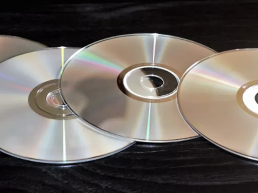 Researchers working on material that could yield 700TB optical discs